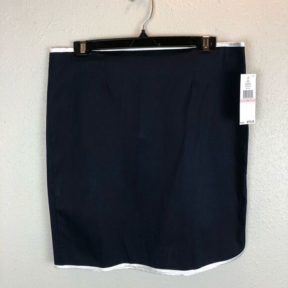 NWT Tommy Hilfiger Navy Blue Mini Skirt Size 10 - Picture 1 of 8